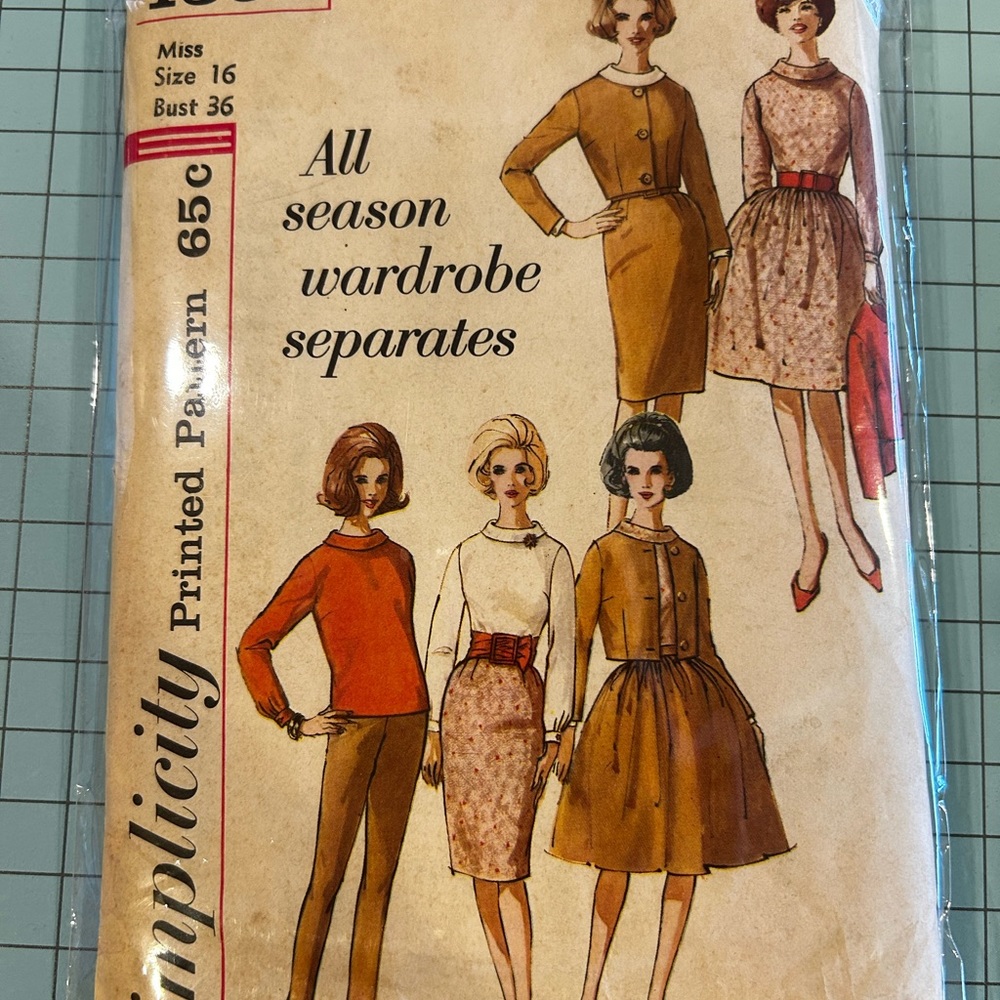 Simplicity 4596 Size 16 Bust 36
